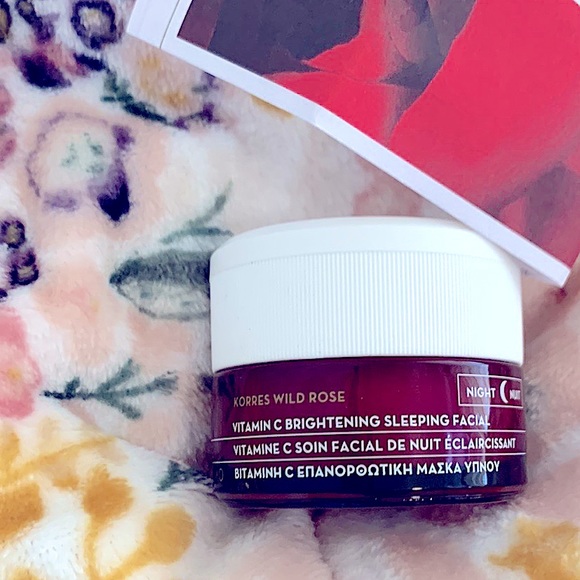 Wild Rose Vitamin C Sleeping Facial 40ml Brightening Anti-aging Overnight Cream - Picture 2 of 12